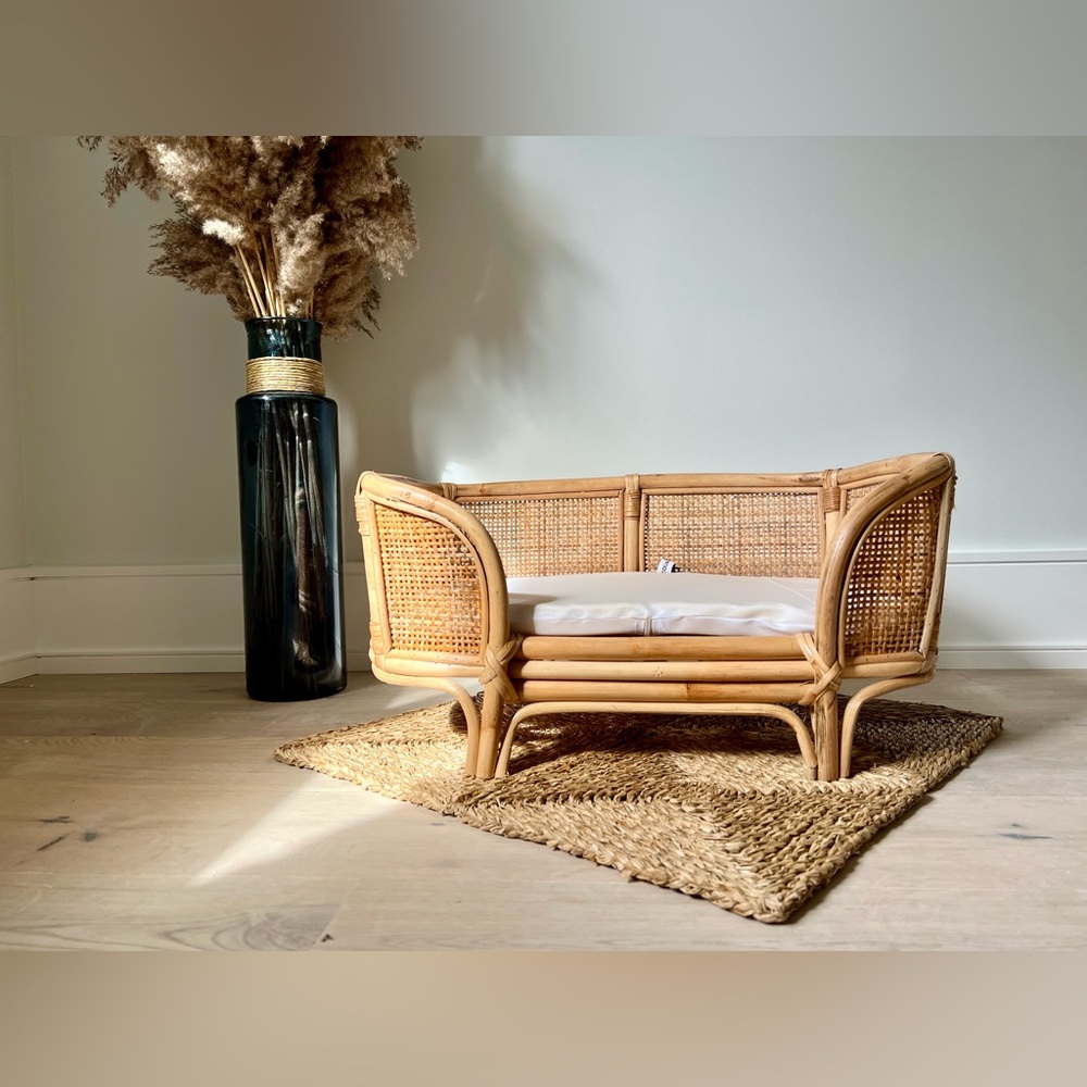 LARGE - Unique Handmade Bamboo pet bed with cushion ( removable cover)